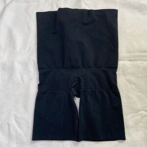 Assets by Spanx Compression Shorts